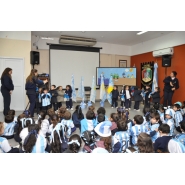 Festejos por el Día de la Bandera con los niños de Jardín